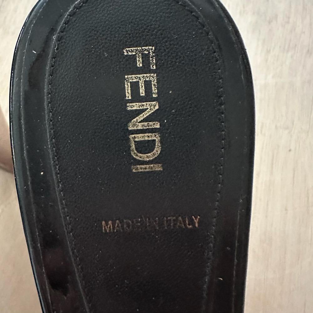 Fendi Mules Heeled Slide Womens 39 Black Patent Leather Wood Gold Logo Vintage - Picture 3 of 6